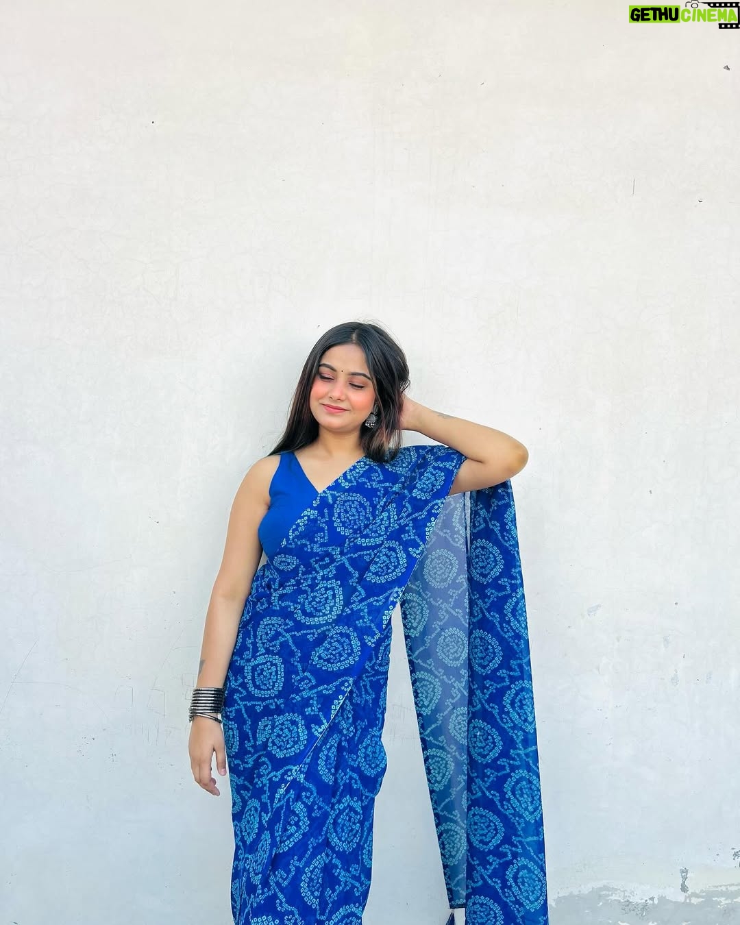 Yashika Sharma - 20.9K Likes - 🧿 #yashuh #post #feed #instagram #réel #discovery #pose #photos #saree