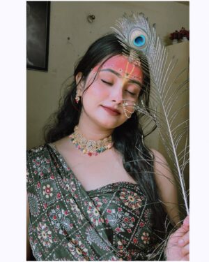 Yashika Sharma Instagram - ❤️🦚