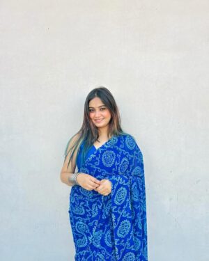 Yashika Sharma Instagram - 🧿 #yashuh #post #feed #instagram #réel #discovery #pose #photos #saree