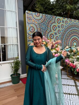 Yashita Rai Instagram - Festive season ki khushboo aane lagi haii 🥹✨💛 favourite time of the year 🍃🤌🏻
.
.
.
.
.
.
.
.
.
.
[ Ethnic Photodump , Festivals , Ethnic , Indian Outfits #explore #fyp #photodump #festivefashion #festive #festivewear ]