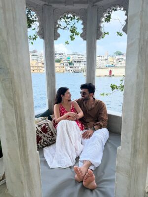 Yashita Rai Instagram - Twinning with the vibe of Udaipur ✨🤍🕊️🦚🪞
.
.
.
.
.
.
.
.
.
#explore #fyp #aesthetic #udaipur #udaipurdiaries #udaipurlakecity #photodump #pinterest #cute #couple #couplegoals #coupleshoot #travel