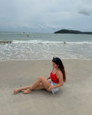 Yashita Rai Instagram - Salty hair , sandy toes and a heart full of joy 🐚🌊☀️🏝️🧴👒🌻 beach day therapy 🥹🩵
.
.
.
.
.
.
.
.
.
[ Beach Photodump , Beach Day , Ocean #explore #fyp #beach #beachday #beachlovers #waterbaby #pinterest #pinterstinspired #cute #vacation #langkawi #wishlinked ]