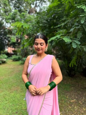 Yashita Rai Instagram - Ganpati Bappa ghar aaye aur saath dher saari khushiyan laaye ✨💞🧿🩷🙏🏻✨