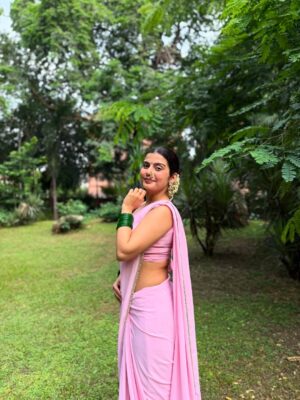 Yashita Rai Instagram - Ganpati Bappa ghar aaye aur saath dher saari khushiyan laaye ✨💞🧿🩷🙏🏻✨