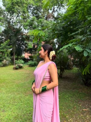 Yashita Rai Instagram - Ganpati Bappa ghar aaye aur saath dher saari khushiyan laaye ✨💞🧿🩷🙏🏻✨