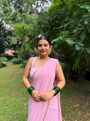 Yashita Rai Instagram - Ganpati Bappa ghar aaye aur saath dher saari khushiyan laaye ✨💞🧿🩷🙏🏻✨
