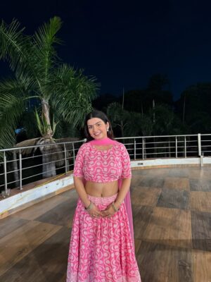 Yashita Rai Instagram - Festive season ki khushboo aane lagi haii 🥹✨💛 favourite time of the year 🍃🤌🏻
.
.
.
.
.
.
.
.
.
.
[ Ethnic Photodump , Festivals , Ethnic , Indian Outfits #explore #fyp #photodump #festivefashion #festive #festivewear ]