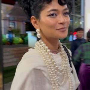 Yasmin Hani Instagram - The @ellemalaysia Raya Open House was the perfect way to wrap up my Tuesday — especially after hosting the Liberty General Insurance Raya Open House 2025 earlier with my bestie, @yasminhani !

Though we were a little worn out from being on stage the whole afternoon, the Elle gathering gave us just the right energy boost. Nothing like reconnecting with so many familiar faces and dear friends from the entertainment industry to lift the spirits!

Thank you for having us, Elle Malaysia, and sending love to all our industry friends — always a joy to see you all!