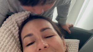 Yasmin Hani Instagram - Daily kissess and love ritual. My boys especially @eissawong reassures me of my place in his heart every single day or a few times in an hour daily. My boys really make me feel loved and special. I love our emotional bonding. Thats our love language. Hugs, kissess, verbal expressions and act of service. I should share more of these videos. It makes me smile non stop. I hope it makes u smile too. 💓🌸🙏🏻 i love u both @noahismailwong & @eissawong 
#Love 
#Family 
#Sonshine
#YasminHani 
#NoaHaniEissa
#NoahIsmailWong
#EissaElzanderWong