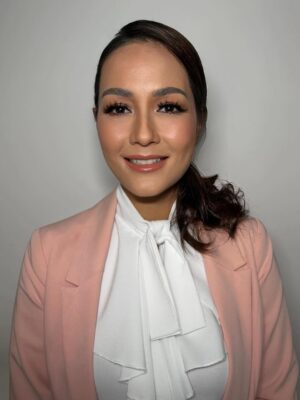 Yasmin Hani Instagram - Some days I feel special. Some days I feel ordinary. Most days… I’m a little bit of both. And I’m okay with that.
Make Up: @vxenddraisa_ 
#Special
#MakeUp
#Ordinary
#YasminHani
