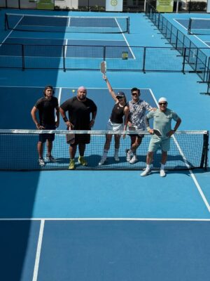 Yasmin Hani Instagram - Started off thinking we’d have a full house, but only six of us showed up… and honestly, it turned out perfect. One court, great rallies—some intense, some just pure laughter. What a beautiful day to play. 🌸
#Pickleball
#HaniPickles
#BeautifulDay 
#PickleWithHani
