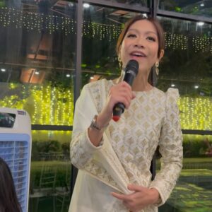 Yasmin Hani Instagram - The @ellemalaysia Raya Open House was the perfect way to wrap up my Tuesday — especially after hosting the Liberty General Insurance Raya Open House 2025 earlier with my bestie, @yasminhani !

Though we were a little worn out from being on stage the whole afternoon, the Elle gathering gave us just the right energy boost. Nothing like reconnecting with so many familiar faces and dear friends from the entertainment industry to lift the spirits!

Thank you for having us, Elle Malaysia, and sending love to all our industry friends — always a joy to see you all!