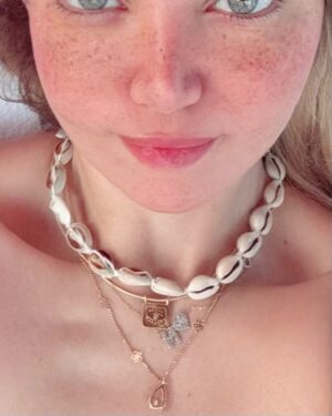 Yasmine El Khateib Instagram - Chapter 8 of 12 🧡☀️🐚🦀
