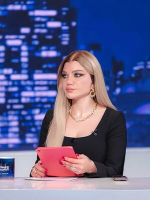 Yasmine El Khateib Instagram - الليلة 🌟
#مساء_الياسمين مع #ياسمين_الخطيب
8:30 pm على تلفزيون الشمس