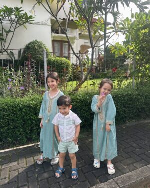 Yasmine Wildblood Instagram - Eid Al-Fitr 2025 ✨🕌🌙