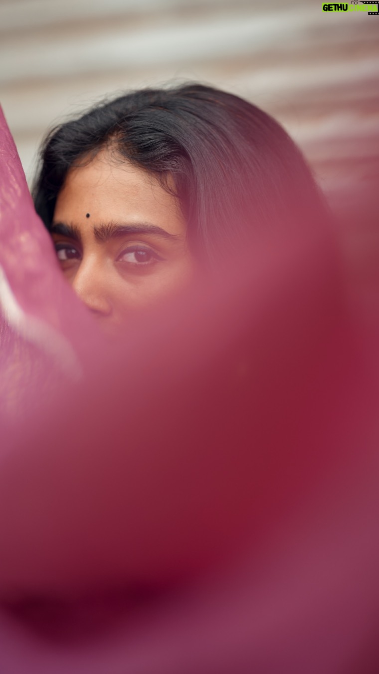Yogalakshmi - 1.1 Million Likes - 🌸

Vc :- @gett_o_ 
Costume :- @vasthra.by.yara