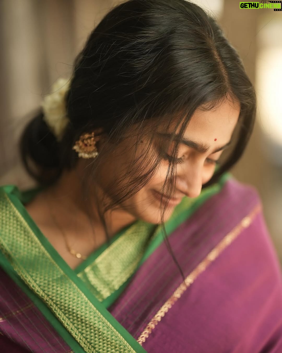 Yogalakshmi - 673.1K Likes - 🪷🐚🪔 

Pc:- @prasami_photography