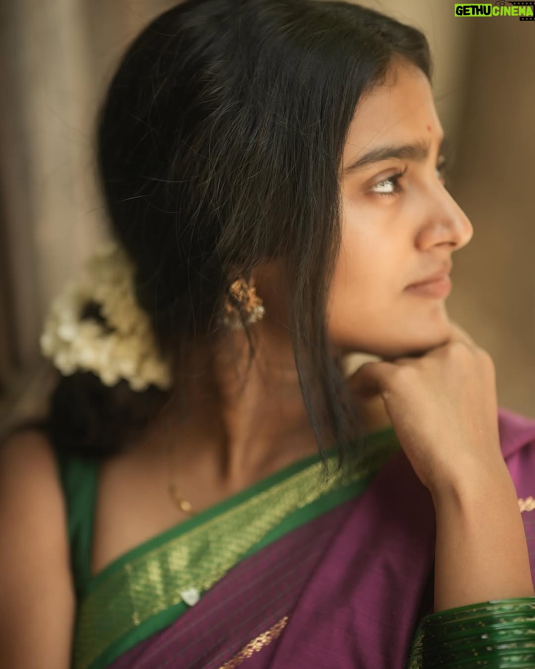 Yogalakshmi - 673.1K Likes - 🪷🐚🪔 

Pc:- @prasami_photography