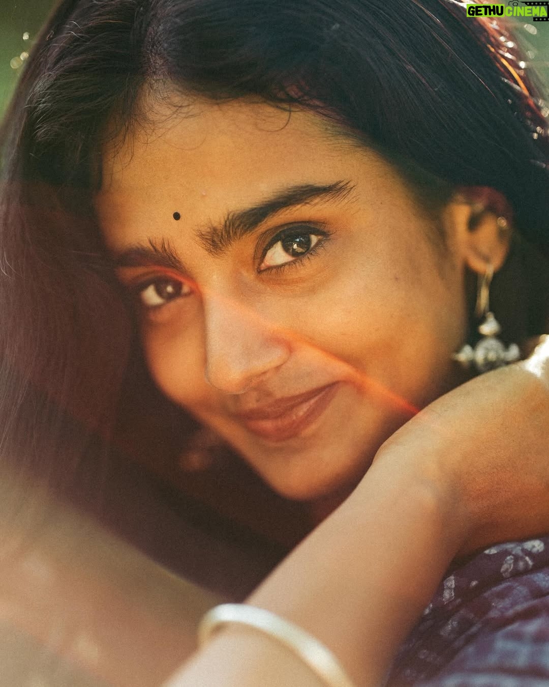 Yogalakshmi - 358.9K Likes - கண்கள் ஏதோ…! 

📸 :- @portraitsbylokesh