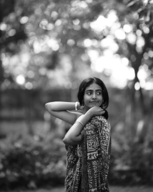 Yogalakshmi Instagram - கண்கள் ஏதோ…!
📸 :- @portraitsbylokesh