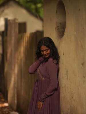 Yogalakshmi Instagram - 🌖…
Dress :- @kardhanadesigner_off
Stylist :- @_rd_styles_
Pc :- @risshie_photography_ and @mano_graphy_
#risshiephotography