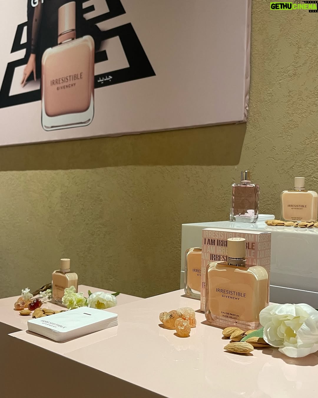 Yousra Saouf - 3 Likes - Thank u for having @givenchybeauty & @boutiqaat 💕