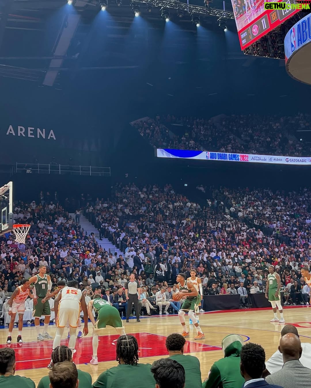 Yousra Saouf - 23.4K Likes - GameDay 🏀🔥 @nba @nbaarabic 
With the legend @iamsteveharveytv 💚