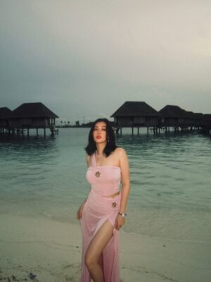 Yu Thandar Tin Instagram - Vitamin sea #maldives