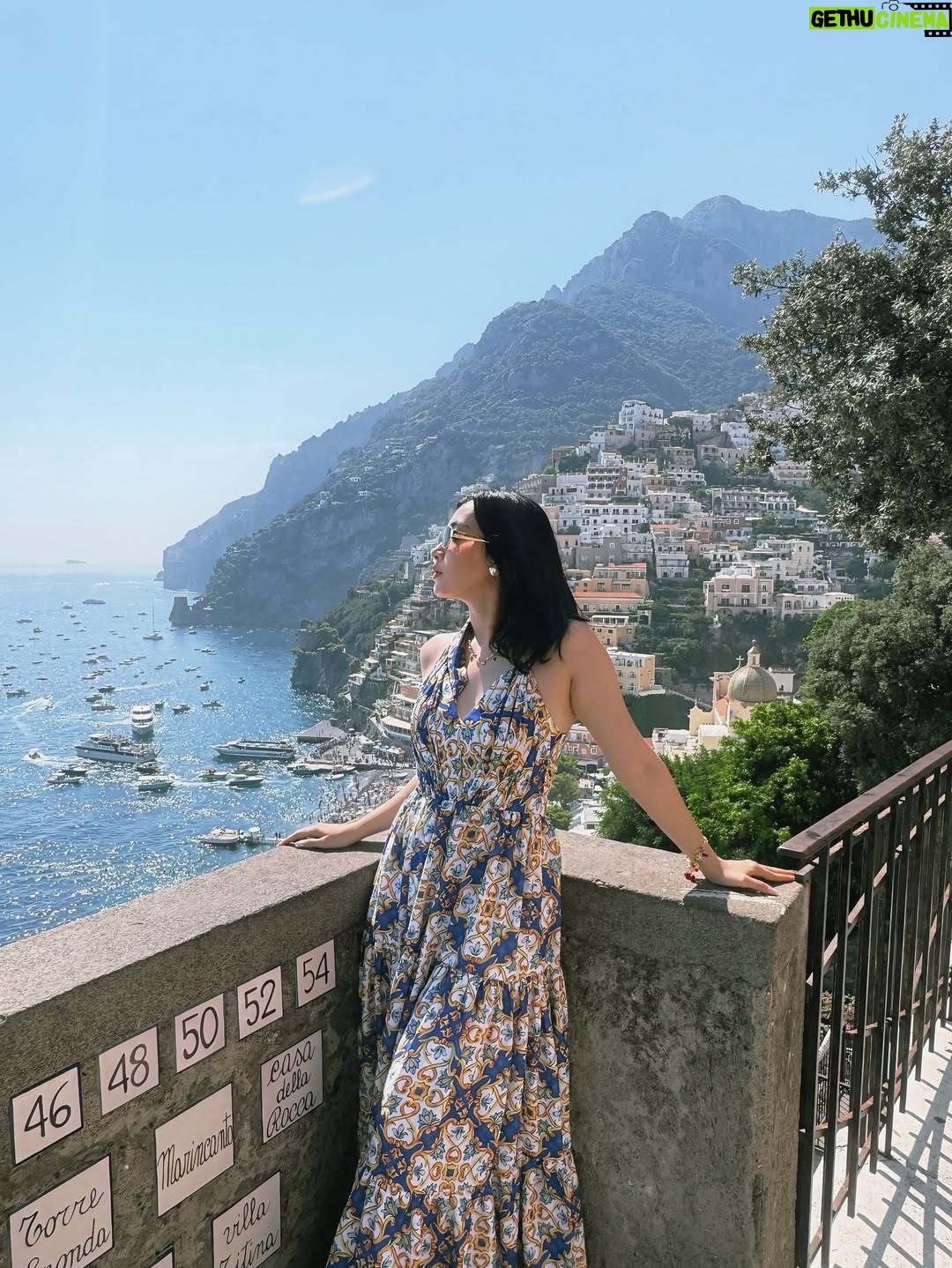 Yu Thandar Tin - 2.4K Likes - Found my lemon soul in Positano 🍋✨ #positano  #italy