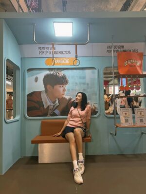 Yu Thandar Tin Instagram - Be with bo gum š #BeWithYouBangkok #parkbogum #parkbogumfanmeetinginbkk
