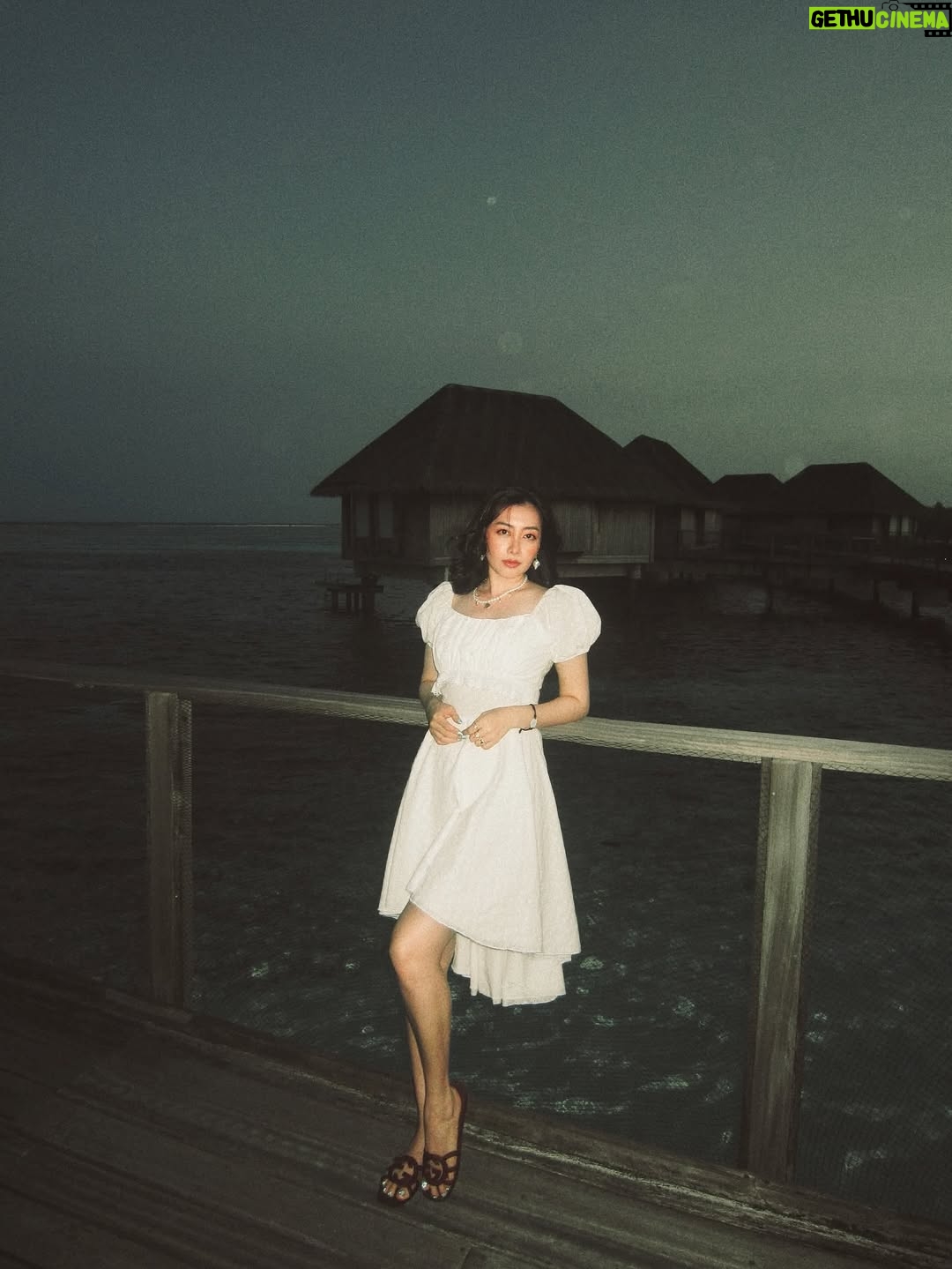 Yu Thandar Tin - 2.7K Likes - Beautiful in white 🌸 #maldives