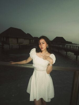 Yu Thandar Tin Instagram - Beautiful in white 🌸 #maldives