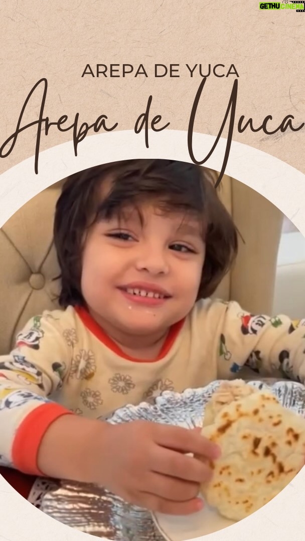Yuli Ferreira - 27.8K Likes - Arepa de yuca rellena 🩵 es la  receta, que mas me piden, David disfrutando las recetas de mamá el más feliz.