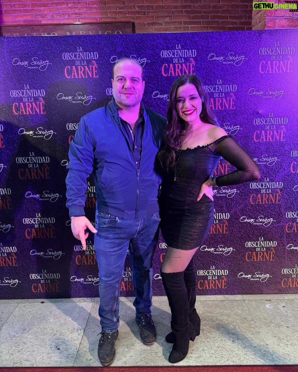Yuliana Peniche - 2.5K Likes - Anoche fue el estreno a prensa y alfombra roja de @laobscenidaddelacarne 🎭 en el Teatro Renacimiento con puro talentoso @sugeyabregotv @cuquitaoficial_ @horaciopancheri y @salinasjorgemx Está muy atrevida y candente 🔥 la obra de teatro ¡ Tienen que verla ! Muchísimas felicidades a toda la compañía 👏🏼👏🏼👏🏼👏🏼 Éxito y larga temporada 💫 @omarproductor @jonathan.tonatiuh Sugey te queremos mucho amiga ✨❤️‍🔥 te ves guapísima y hermosa como siempre ❤️‍🔥

#centroculturalmanolofabregas #teatro #actores #laobscenidaddelacarne #alfombraroja