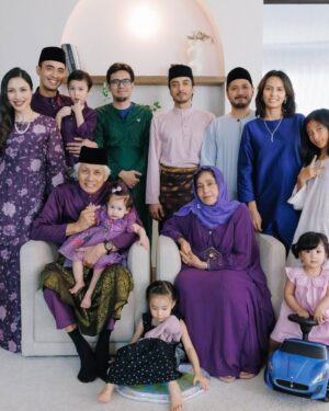Zahirah MacWilson Instagram - Selamat hari raya maaf zahir & batin ✨💜