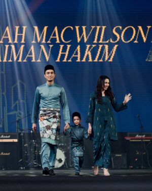 Zahirah MacWilson Instagram - So happy to be part of @bulanbintanghq with my family ✨Isaac is truly our star for the night!

Congratulations to Bulan Bintang on a great event! #Sedekadmenyinar 
#Bulanbintanghq