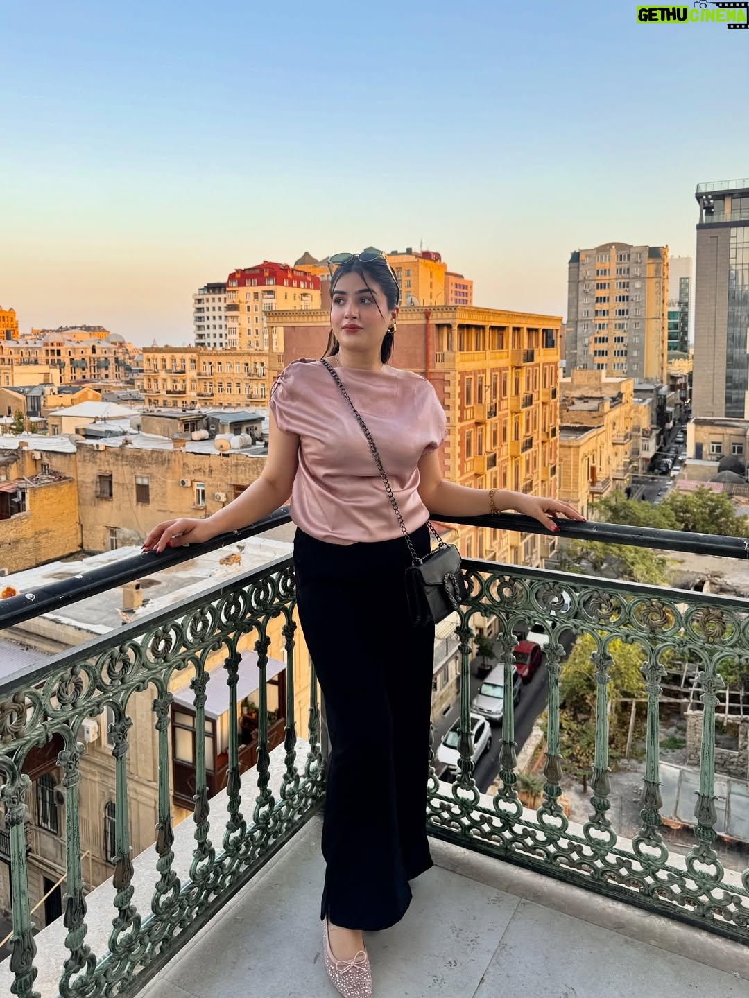 Zahra Waseem - 95.9K Likes - Baku : Day 1🫶🏻