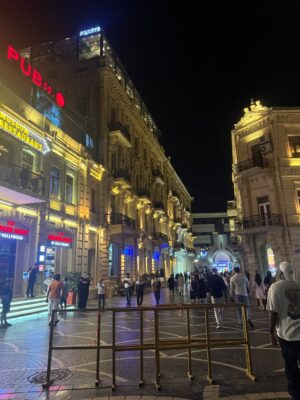 Zahra Waseem Instagram - Baku : Day 1🫶🏻