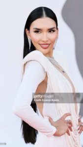 Actress Zarina Yeva HD Photos and Wallpapers September 2025