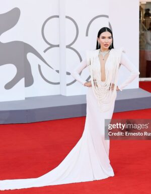 Zarina Yeva Instagram - Thank you Armani
@armanibeauty
@giorgioarmani for inviting me to "The Smashing Machine" @thesmashingmachinemovie premiere during@labiennale with @therock @emilybluntofflcial
Dress @stephanerolland_paris
Diamonds @damianiofficial
Shoes @lesilla
Glam @armanibeauty @cedricjolivet
Hair @kerastase_official @davide_andena@sauro_official