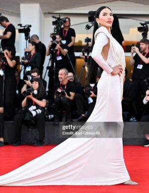 Zarina Yeva Instagram - Thank you Armani
@armanibeauty
@giorgioarmani for inviting me to "The Smashing Machine" @thesmashingmachinemovie premiere during@labiennale with @therock @emilybluntofflcial
Dress @stephanerolland_paris
Diamonds @damianiofficial
Shoes @lesilla
Glam @armanibeauty @cedricjolivet
Hair @kerastase_official @davide_andena@sauro_official