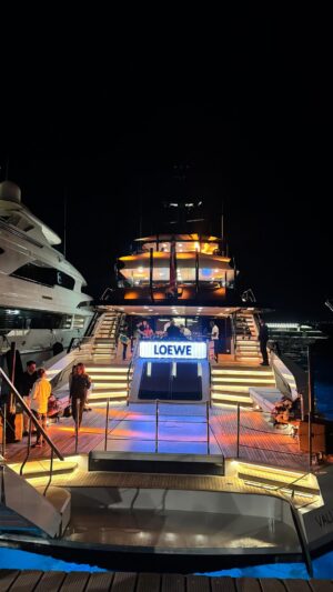 Zarina Yeva Instagram - Celebrating a launch of a new collab between @k.mbappe @loewe.international @jacobandco in Monaco🤩✨💎
Wearing @retrofete
@dior
@gianvitorossi
@genevivejewelry
#monaco #montecarlo #zainayeva #loewe #kylian #kylianmbappe #jacobsandco #yacht #superyachts