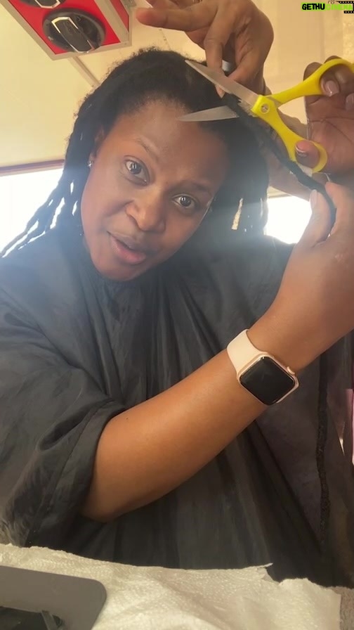 Zenande Mfenyana - 49K Likes - A woman who cuts her hair is about to change her life - Coco Chanel 💇🏽‍♀️

It’s been 20 years of my dreadlock journey and it’s time for it to come to and end. I am welcoming the new me, the changed, lighter, wiser, wealthier me ❤️🕯🙏🏽