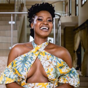 Zenande Mfenyana Instagram - Birthday calories loading...😂🤪😂