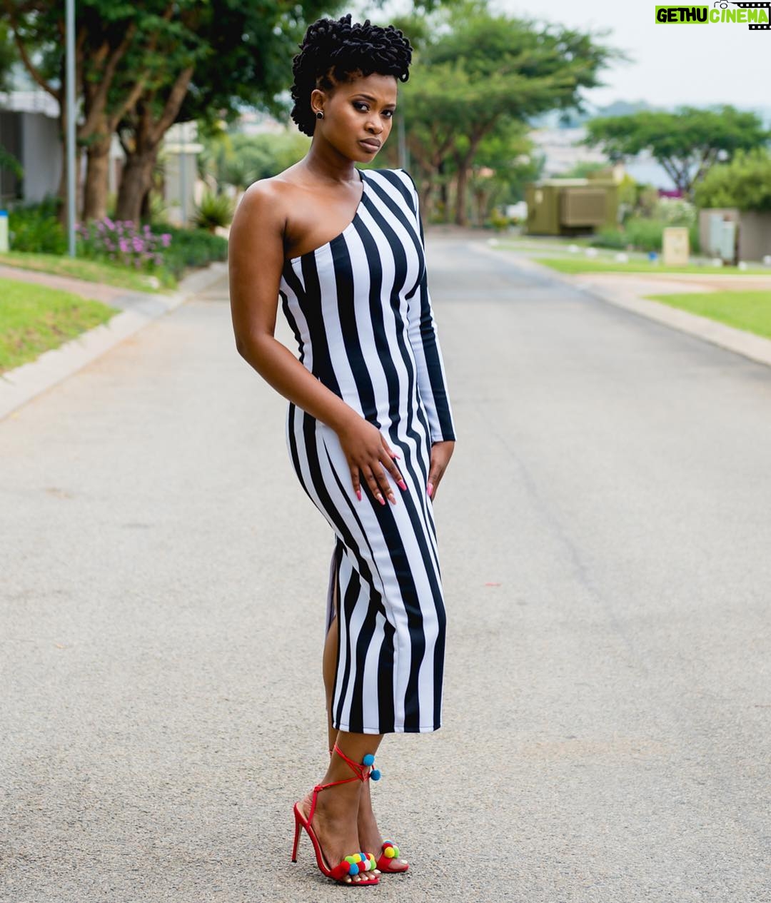 Zenande Mfenyana - 36.1K Likes - My life is in Your hands Lord 🙏🏽
•
•
👗: @dreamfashion_sa 📸: @xandzuno