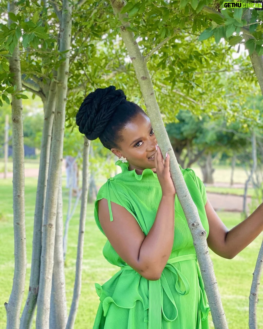 Zenande Mfenyana - 50.6K Likes - BONA 💚💚💚

💄: @beautybyodi