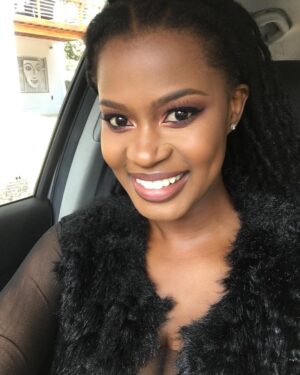 Zenande Mfenyana Instagram - When the gorgeous @beautybyphumi from @kryolansouthafrica plays with my face, this is the result #ZenandeForKryolan #2018 🌷🌷🌷