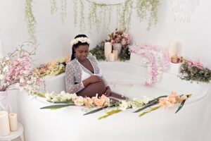 Zenande Mfenyana Instagram - I can’t wait to kiss you and hold you in my arms my baby love 👼🏽🥰😘❤️
•
•
📸: @clair_fraser_photography