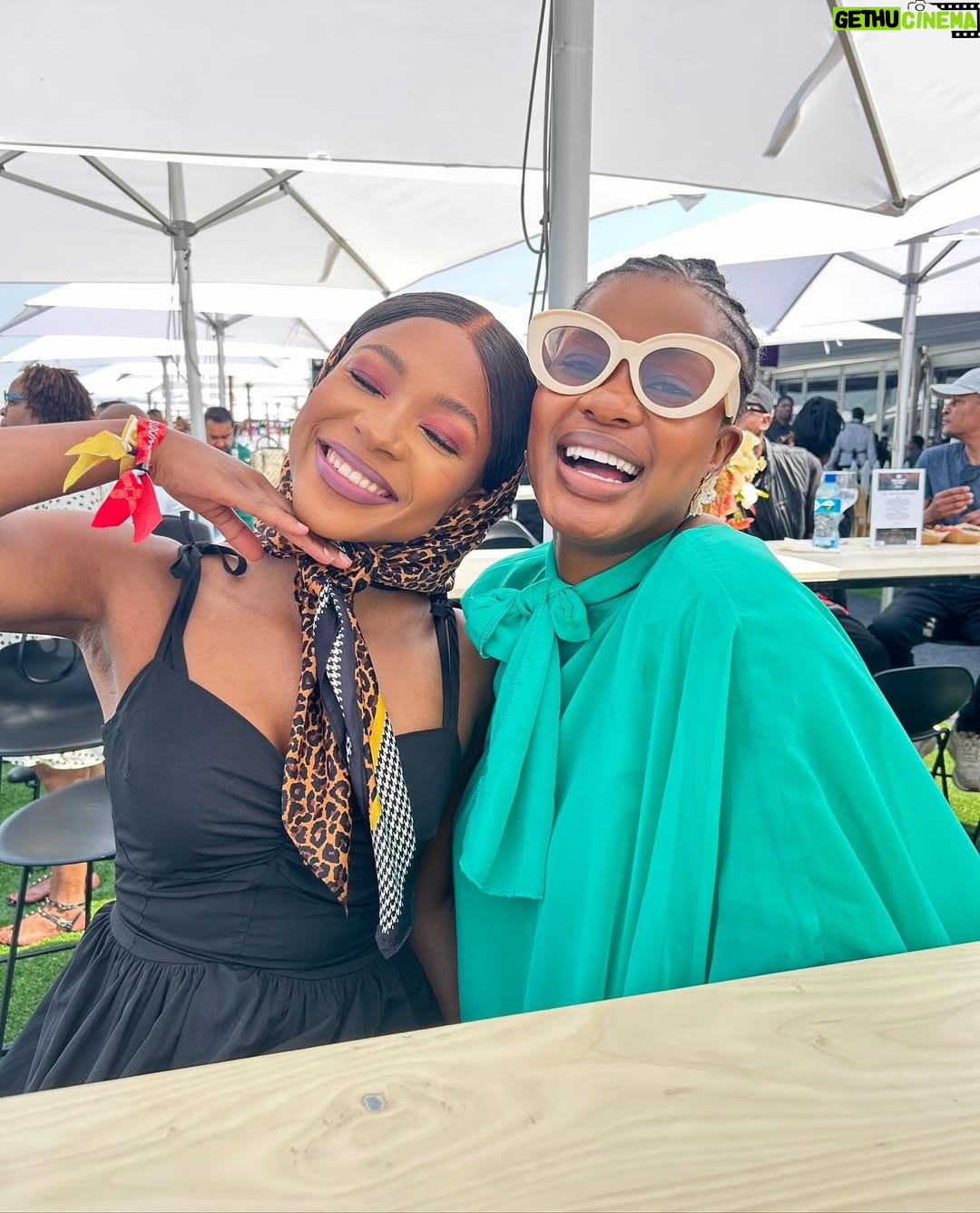 Zenande Mfenyana - 46.7K Likes - Sundays are for Sisters 🥹♥️🥰