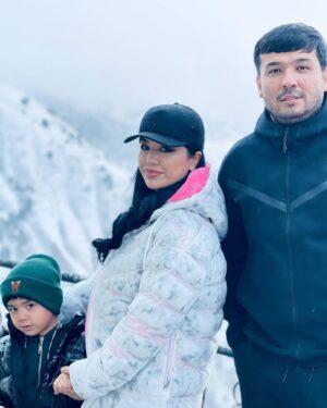 Ziyoda Instagram - Qor sizlargaxam yoqadimi?? XA yoki YO’Q??❄️

Foto by @eldor_ehsanovich  va @muhammadaminov_husan 
10 ta foto joyladim azizlarim tomosha qiling. Filtrlanmagan va tozalanmagan tabiy fotolar🙈🤣
Qorni judaxam yaxshiko’raman meni fikirimcha ko’pchilkga qor yoqadi to’g’rimi???